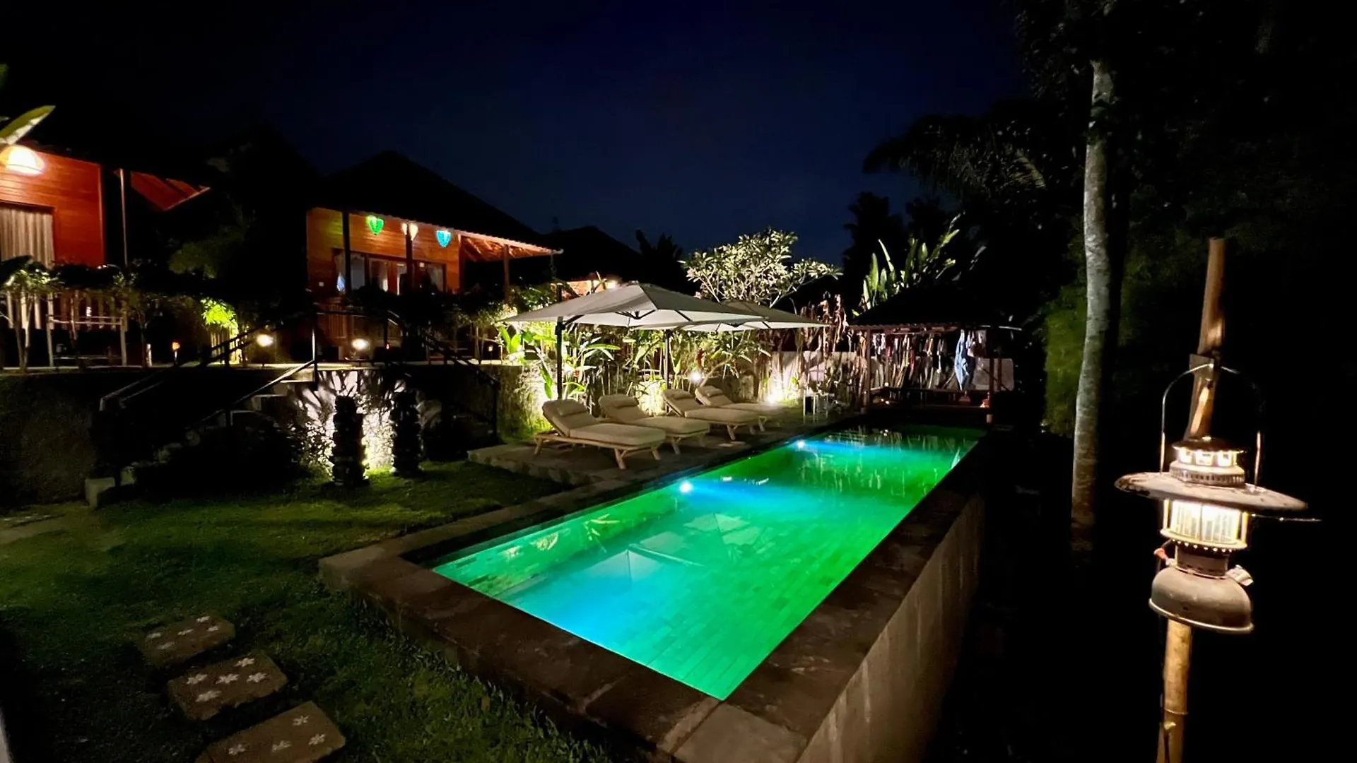 Guest house Rumanero Bungalows #2 Ubud